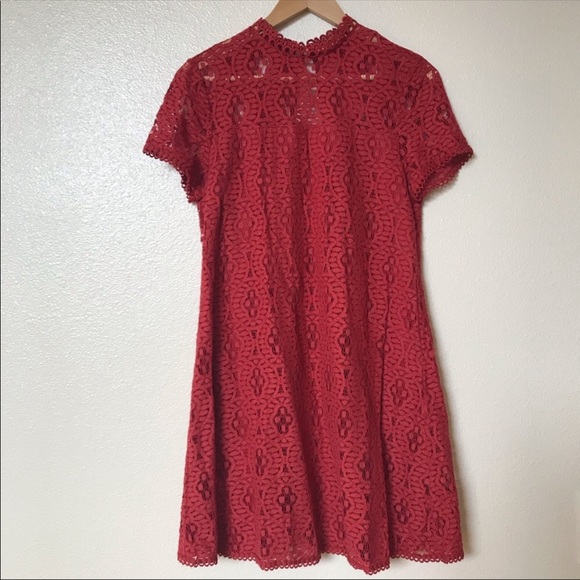 Doe & Rae Dresses & Skirts - Lace Collar Dress